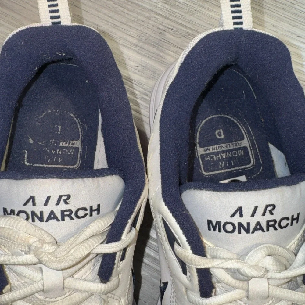 Nike Air Monarch IV Men's Training Shoes Sz 10 White/Navy 415455 102